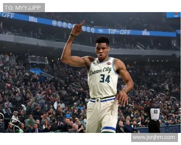 东决预演！雄鹿战尼克斯，布伦森17分钟23分，字母哥14分！