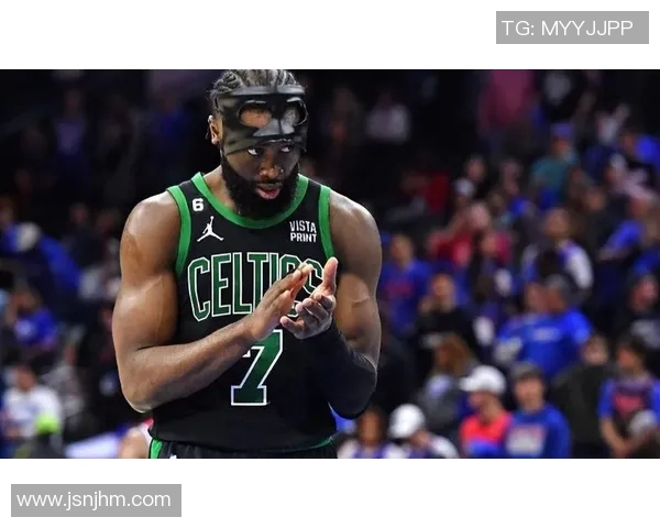 东契奇和布朗，谁更配得上一阵？布朗本赛季861分+182板+140助，东契奇呢？